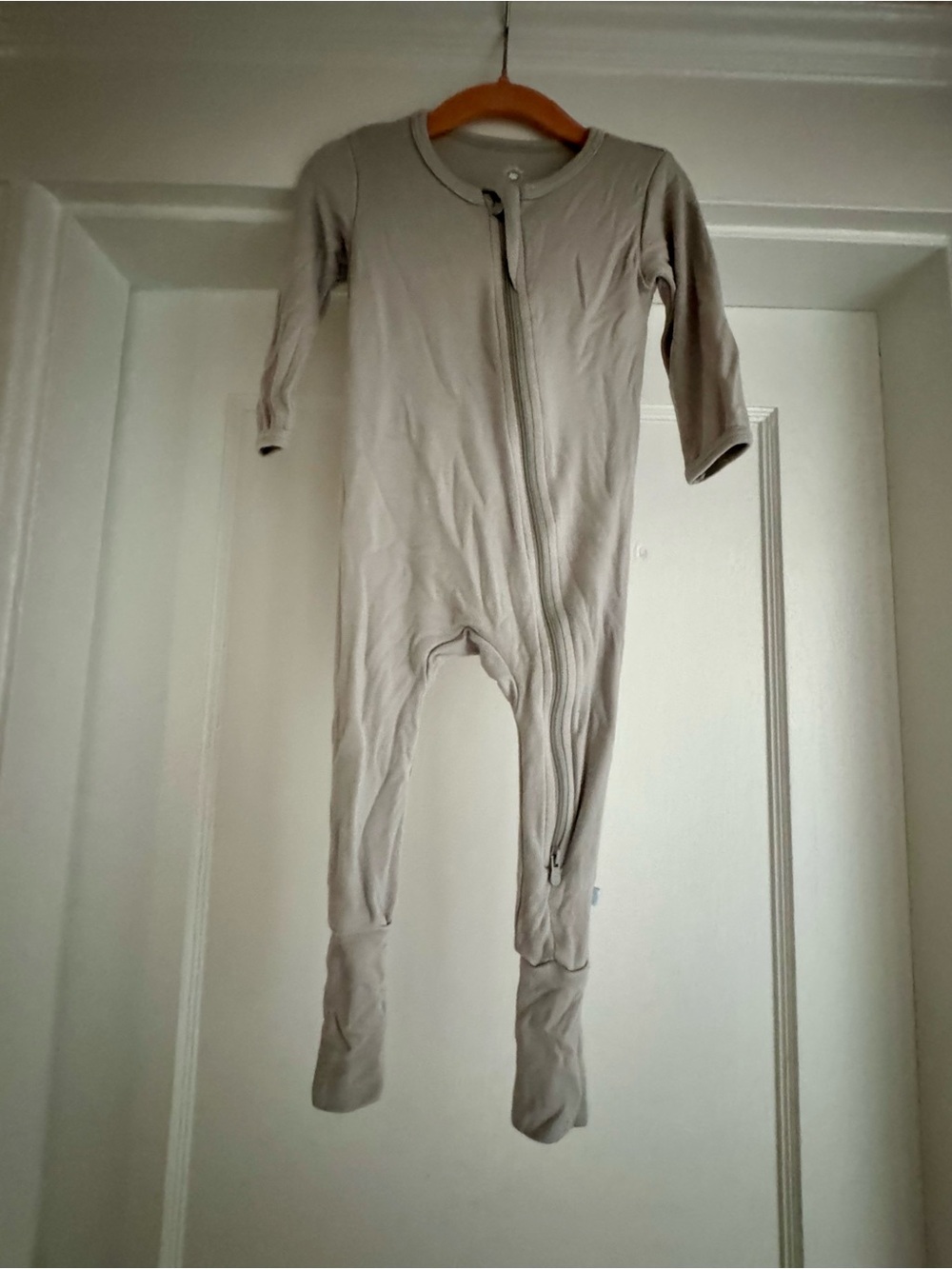 Dreamland Baby, 12-18 months, Moon Gray, Baby Bamboo Pajamas with ‘DreamCuffs.’